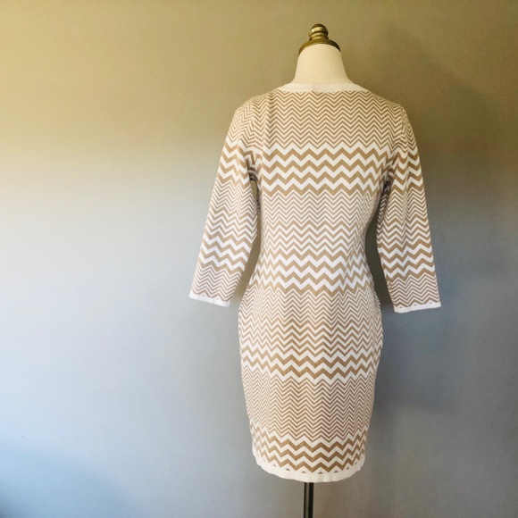 Knit Dress Medium V Neck Long Sleeves Tan White Charming Charlie - Picture 6 of 9
